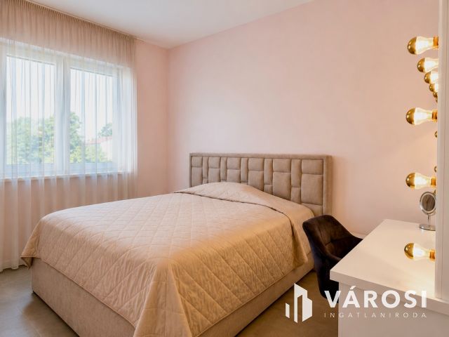 PRÉMIUM, 2022-BEN ÉPÜLT LAKÁS GARÁZZSAL DEBRECENBEN!